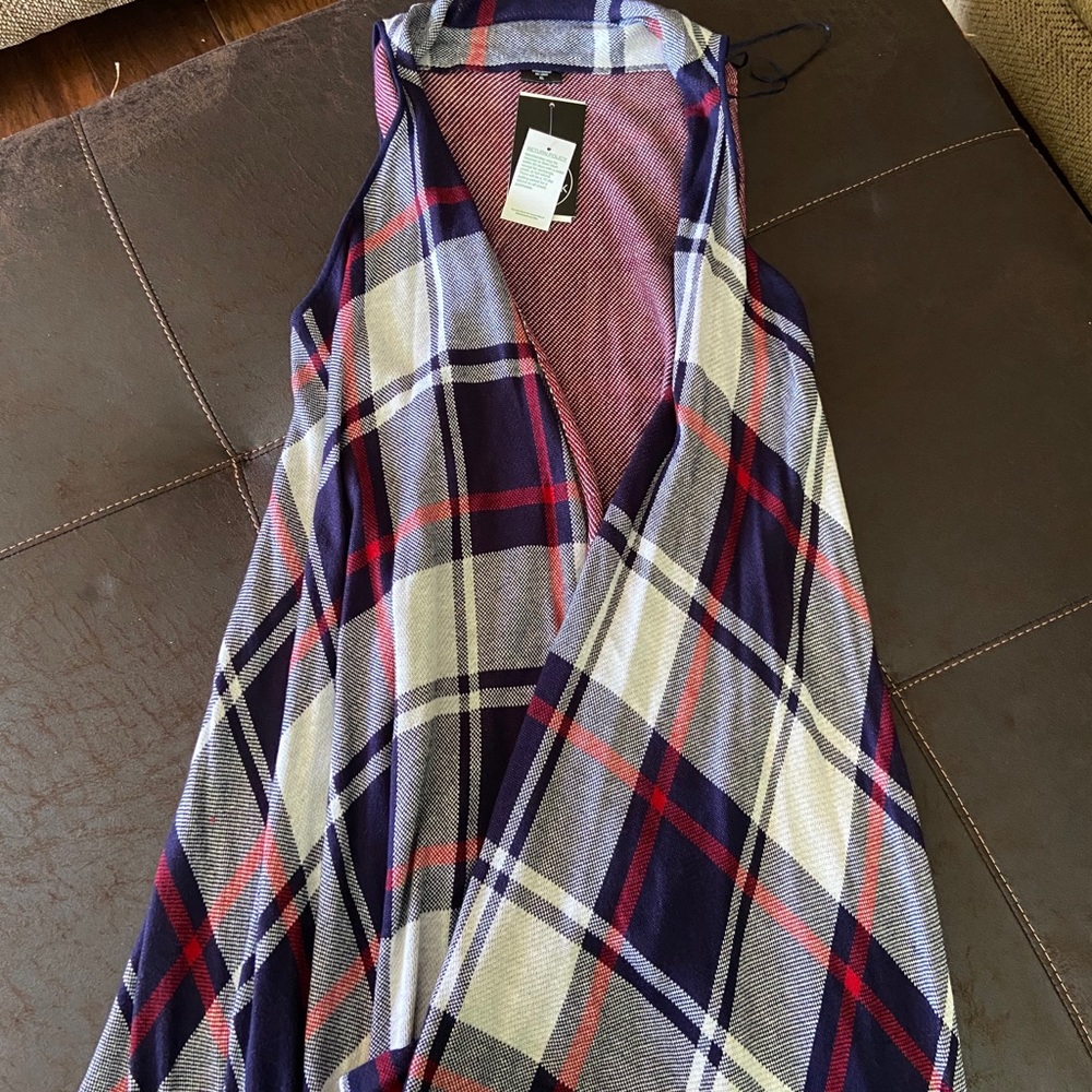 NWT Vest  Cardigan 🛍
